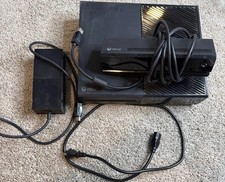 Microsoft Xbox One 500GB Console Gaming System And Kinect Black 1540