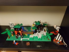 Vintage LEGO Pirates Islanders set 6278 Enchanted Island (missing parts and box)