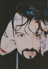 Eurythmics Autogramme signed A4 Magazinbild