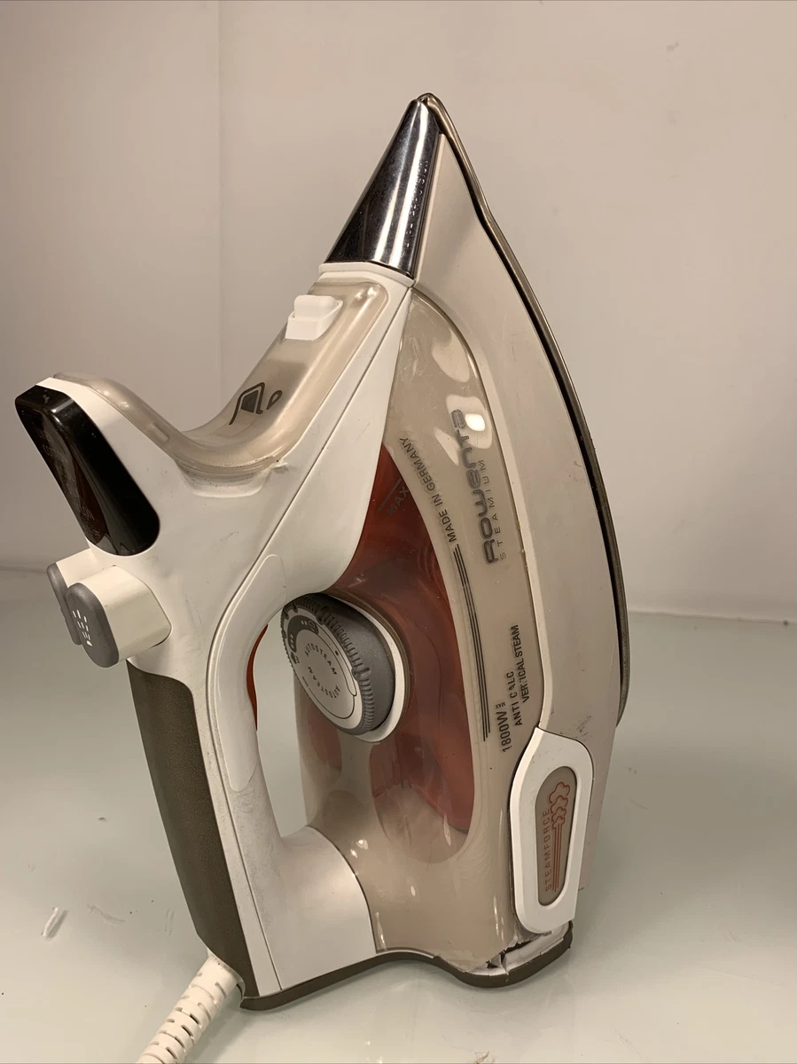 Rowenta top steamium iron