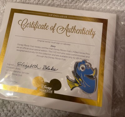 Disney Movie Club Exclusive Vip Pin w/Certificate of Authenticity - Dory