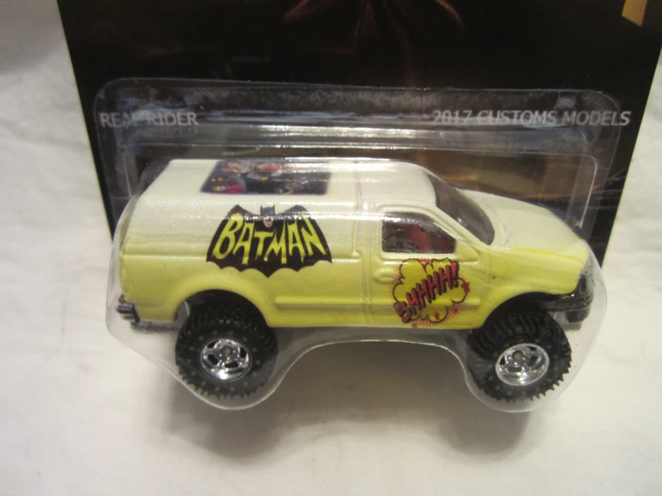 Ford F-150 Batman-Adam West Tribute Real Riders personalizado Hot Wheels ¡Hecho 1/25! Foto 2 de 4