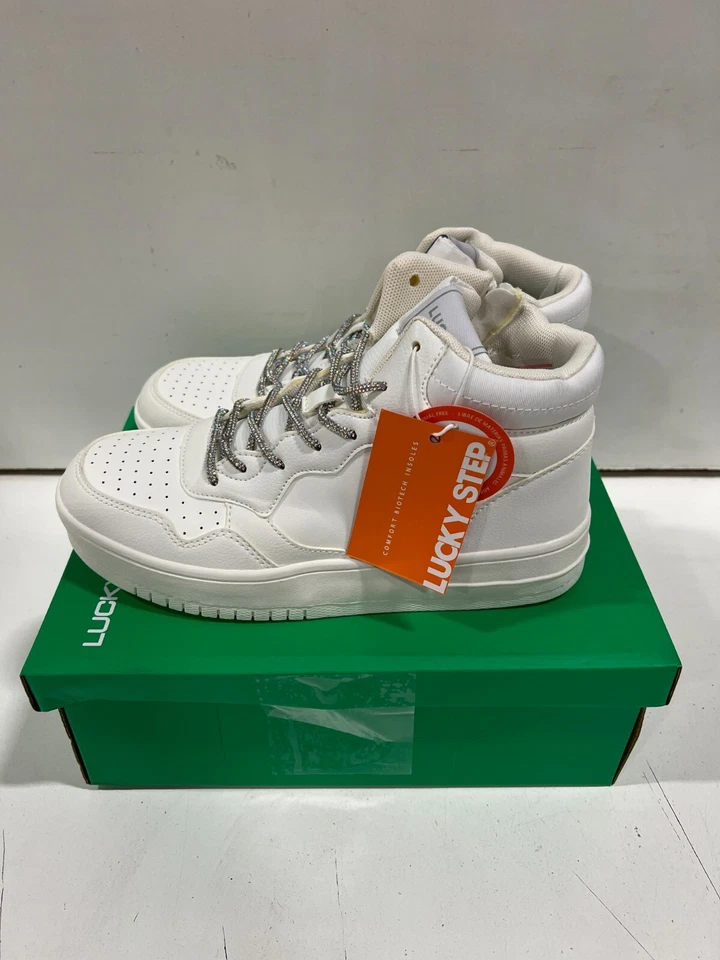 Lucky Step Mid Top Sneakers - All White - Size 9 - Image 4 of 4