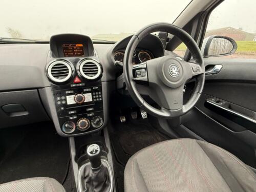 2011 VAUXHALL CORSA limited edition LOW MILEAGE - Picture 12 of 20