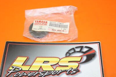 YAMAHA JET PUMP OIL SEAL NOS 93101-17M31-00 | eBay