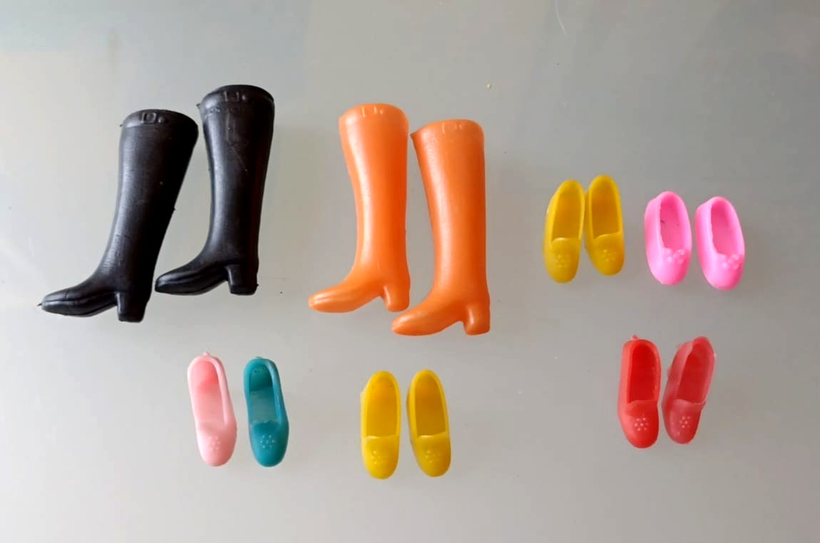 Barbie lotto Scarpe Bambola vintage non marcate Doll Shoes