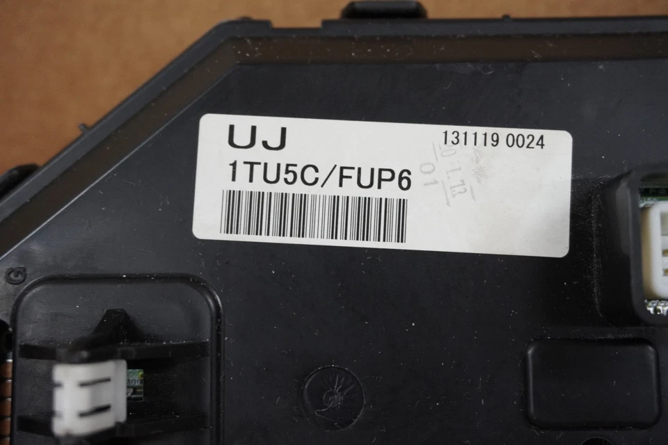 2014 2015 Nissan Juke Instrument Head Speedometer Gauge Cluster OEM UNK Miles - Image 3 of 4