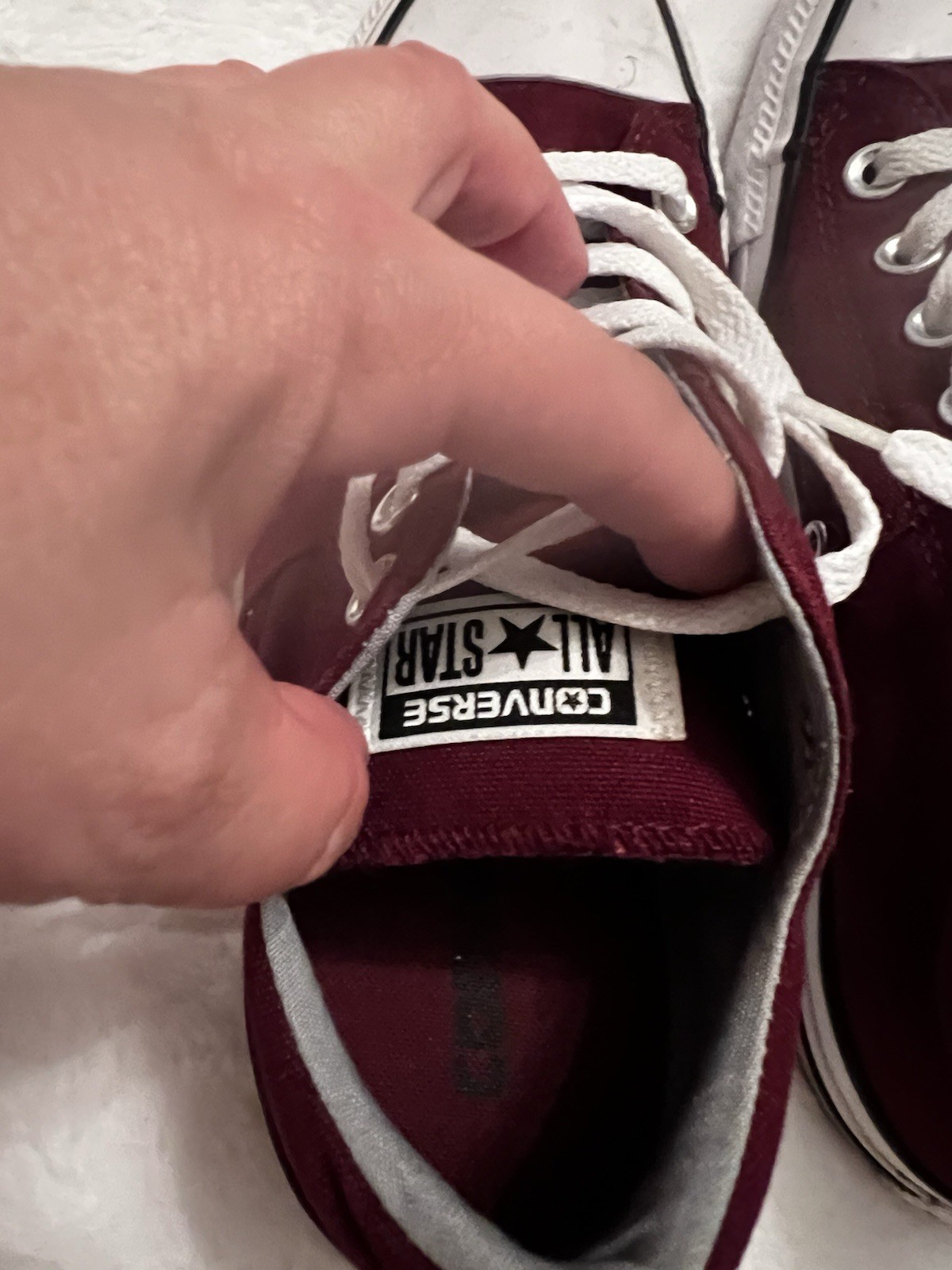 Converse Chuck Taylor All Star Burgundy Low Top Women's Canvas Sneakers size 7 thumbnail 6