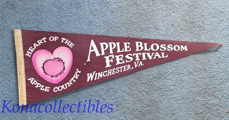 Vintage Pennants30" Apple Blossom Festival and Lion Country Safari