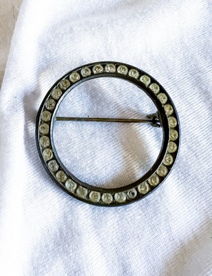 Vintage Art Deco -MCM Circle Rhinstone Brooch Pin W/ Antiqued Silver Back
