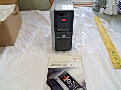 Danfoss VLT HVAC Basic Drive FC 101  Automation Drive P/N 131L9866 #T4
