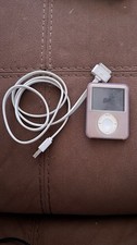 Apple iPod Nano 3rd Gen/Fat MA978LL / A1236 4GB TESTED NEEDS BATTERY READ DESC