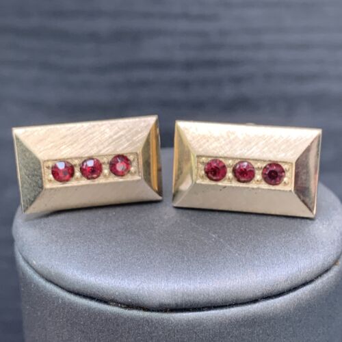 Vintage SWANK Cufflinks Red Rhinestones Gold Tone Rectangle Signed “S”