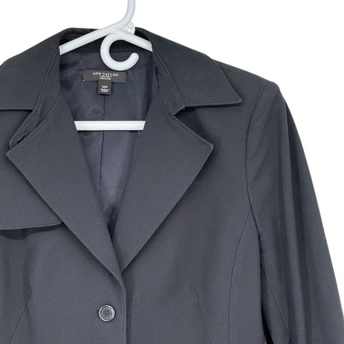 Ann Taylor 12 Petite Black Rayon/Cotton/Spandex Lined (Polyester/Spandex) Blazer - Picture 3 of 8