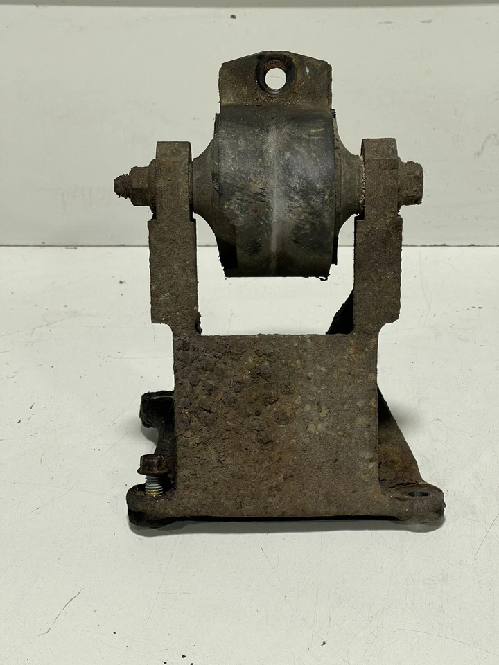 Пара кронштейнов крепления двигателя 97-02 2,5 4 цилиндра для Jeep Wrangler TJ OEM CC 3UU - Изображение 3 из 4