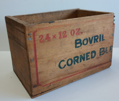 Vintage BOVRIL CORNED BEEF Food Crate UK product Advertising 7.5 x 7 x 11.3