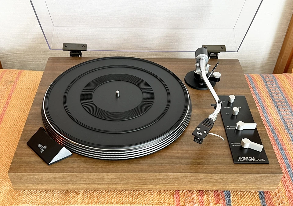 Yamaha YP-511 Direct Drive Record Player Turntable Confirmed Excellent Operation - image 2 of 4