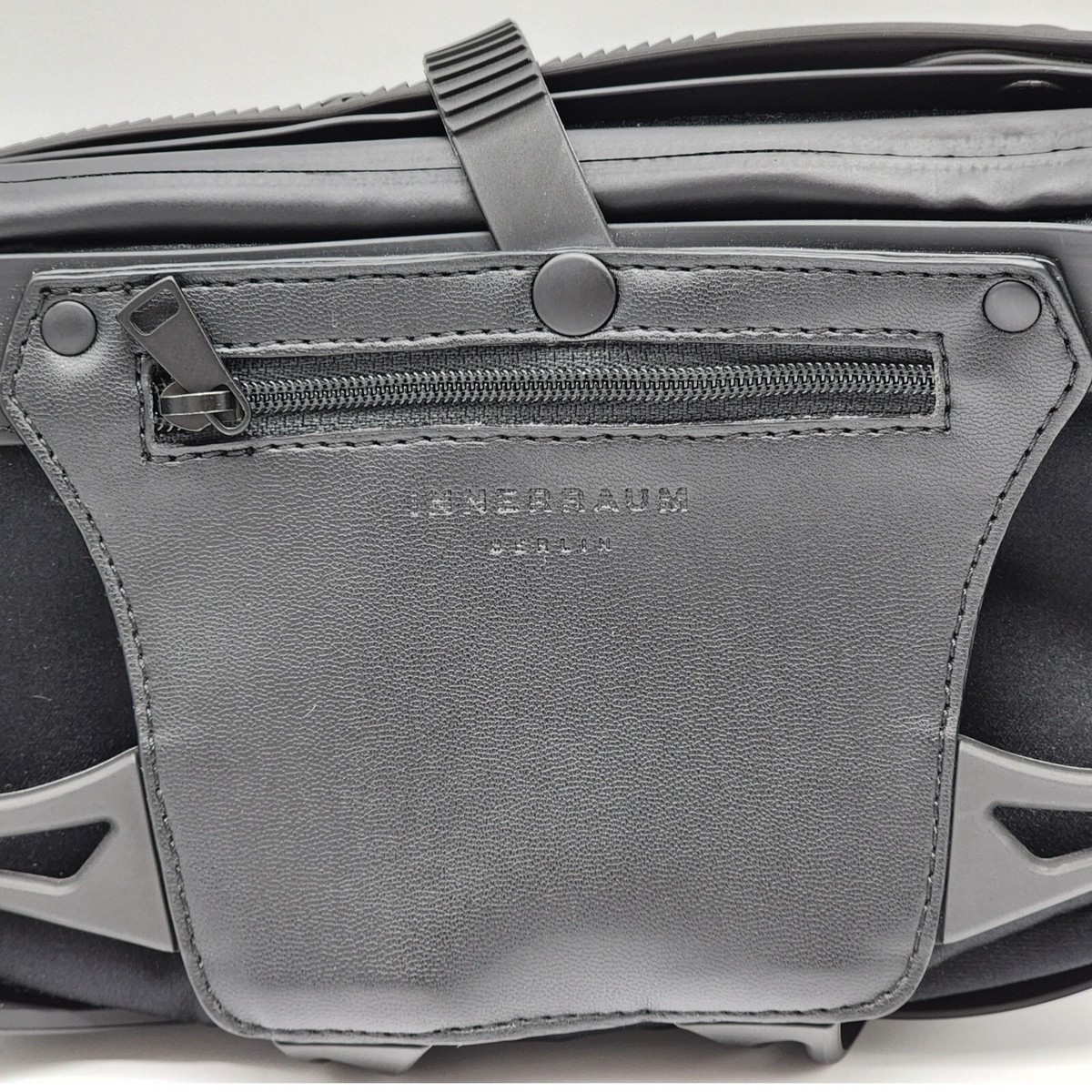 最終値下げ innerraum Object I30 ショルダーバッグ 最終値下げ innerraum Object I30 ショルダーバッグ - メルカリ