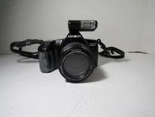 Minolta Maxxum 3000i 35mm SLR Camera With Lens & Strap