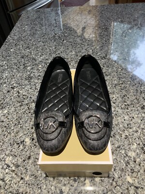 Women's MICHAEL KORS Lillie Moc Logo Size