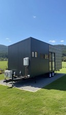 Quality Tiny House on Wheels – Built in Melbourne Modern Move-In Ready