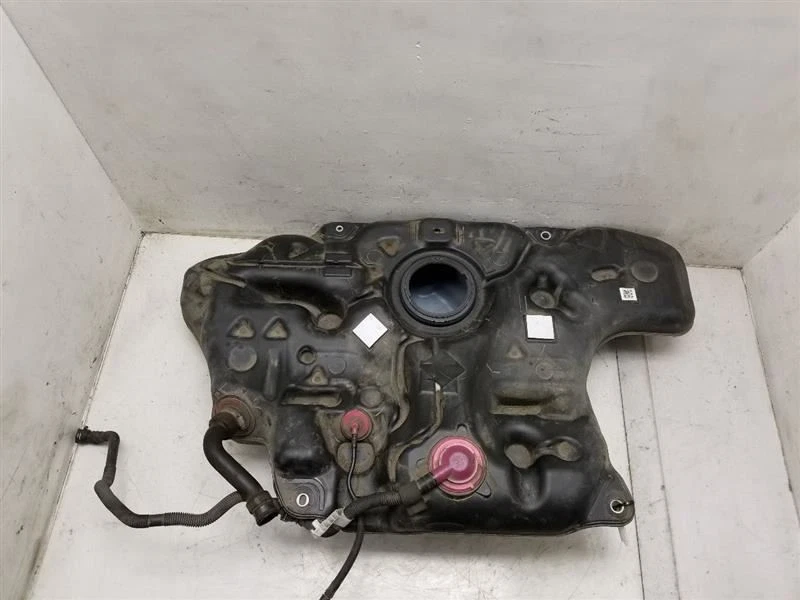 2016 SCION IM STD 1.8L 4CYL FWD 14 GALLON GAS FUEL TANK ASSEMBLY Foto 2 de 4