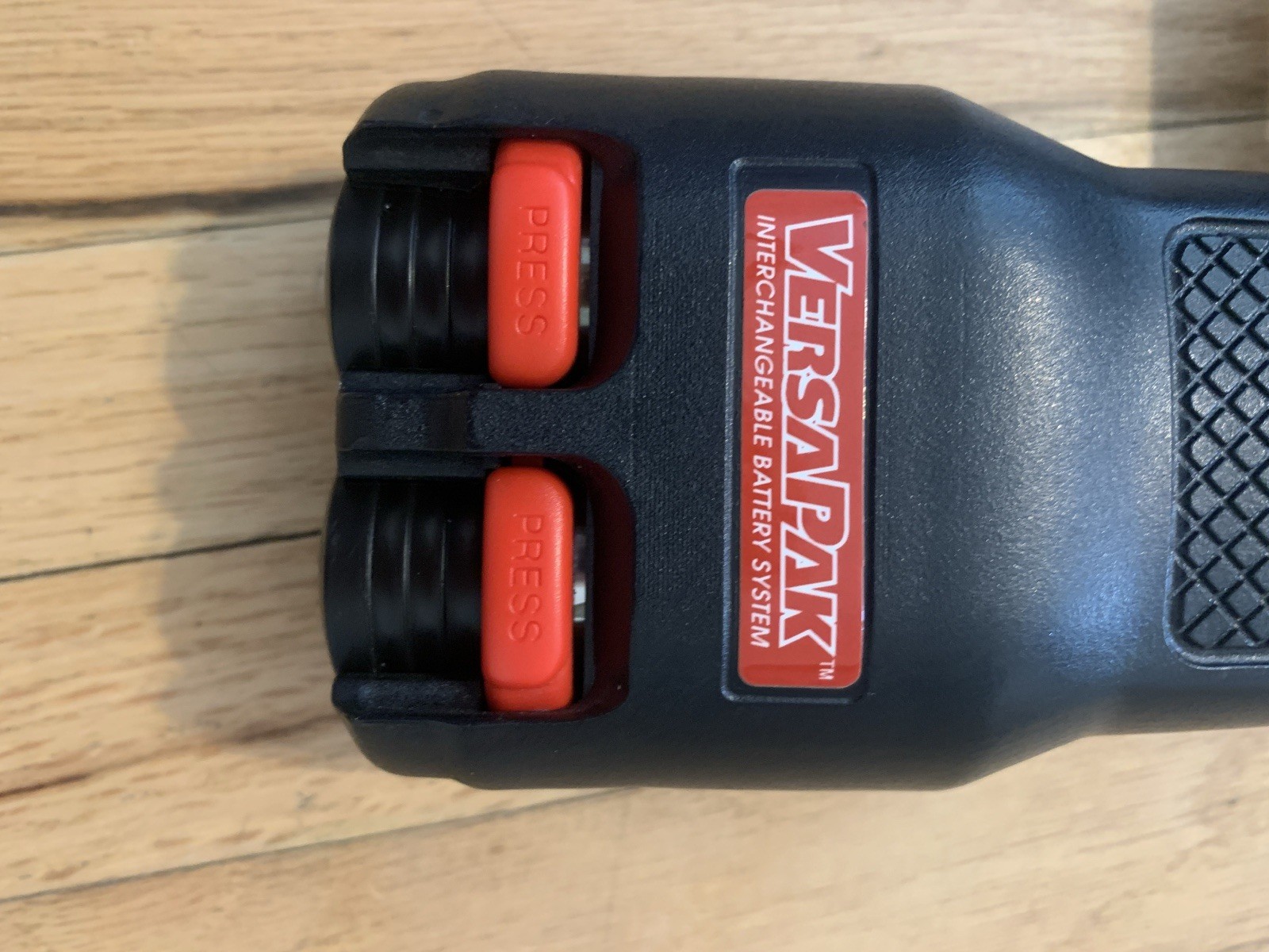 JUGS PROFESSIONAL SPORTS RADAR GUN w/ CASE, Batteries, Charger, Tested Works!!