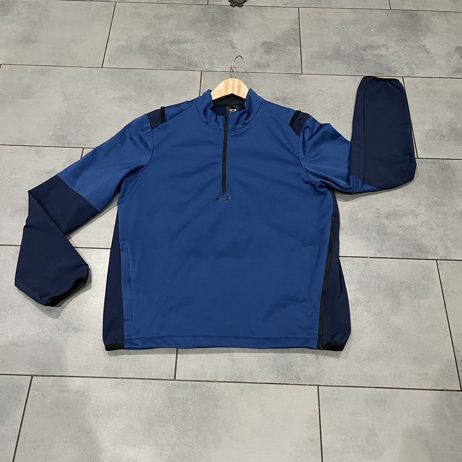 Oakley Midlayer Engineered Softshell Jacket Size … - image 2