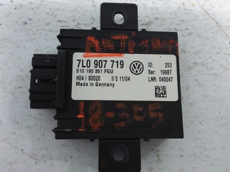 Bentley Continental 2004 Anti-theft alarm module P/N 7L0907719