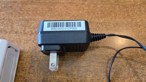 ASUS #GX1005B 10/100 5 Port Hub Desktop Switch with adapter - Picture 3 of 7