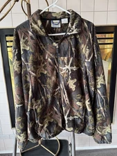 10,000 ABOVE SEA LEVEL VINTAGE MEN'S CAMO FLEECE FULL ZIP JACKET, SIZE LARGE, A+