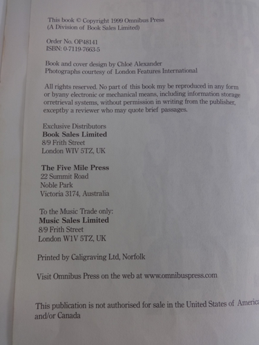 The Best Guitar Chord Song Book Ever Parts 1 - 4 Music Oasis Beatles Pulp Weller - Picture 2 of 8