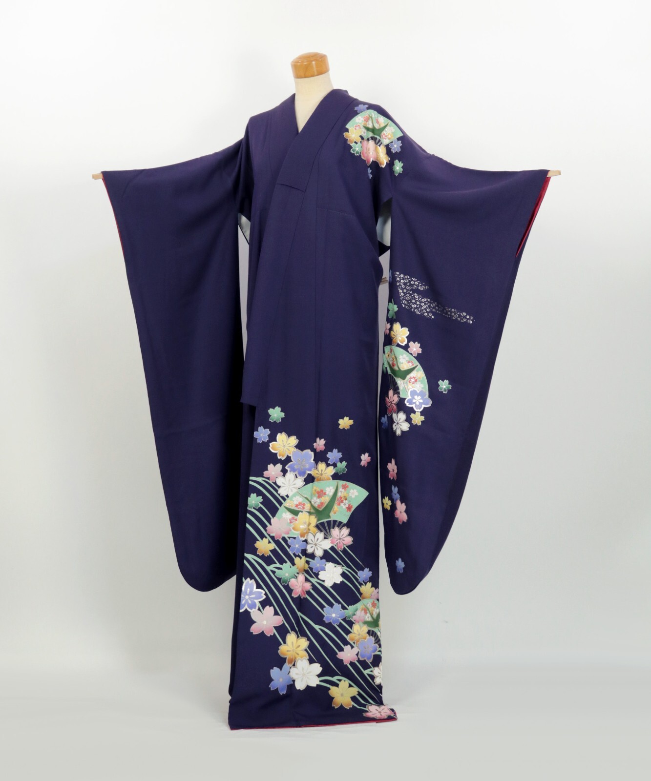 Kimono / Elegant Purple Furisode with Cranes, Fans & Sakura Silk Yuzen / 2504222