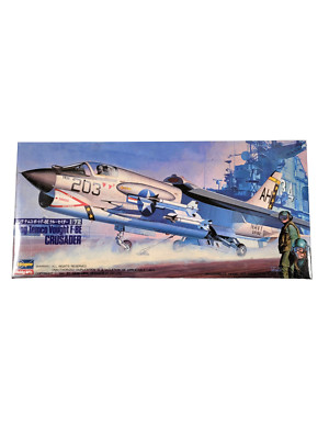 Vintage 1987 Hasegawa Ling Temco Vought F-8E Crusader Model 1/72 Scale Sealed