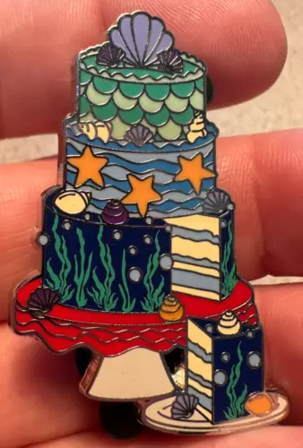DISNEY PIN PRINCESS CUSTON CAKE CREATION ARIEL THE LITTLE MERMAID PRINCE ERIC
