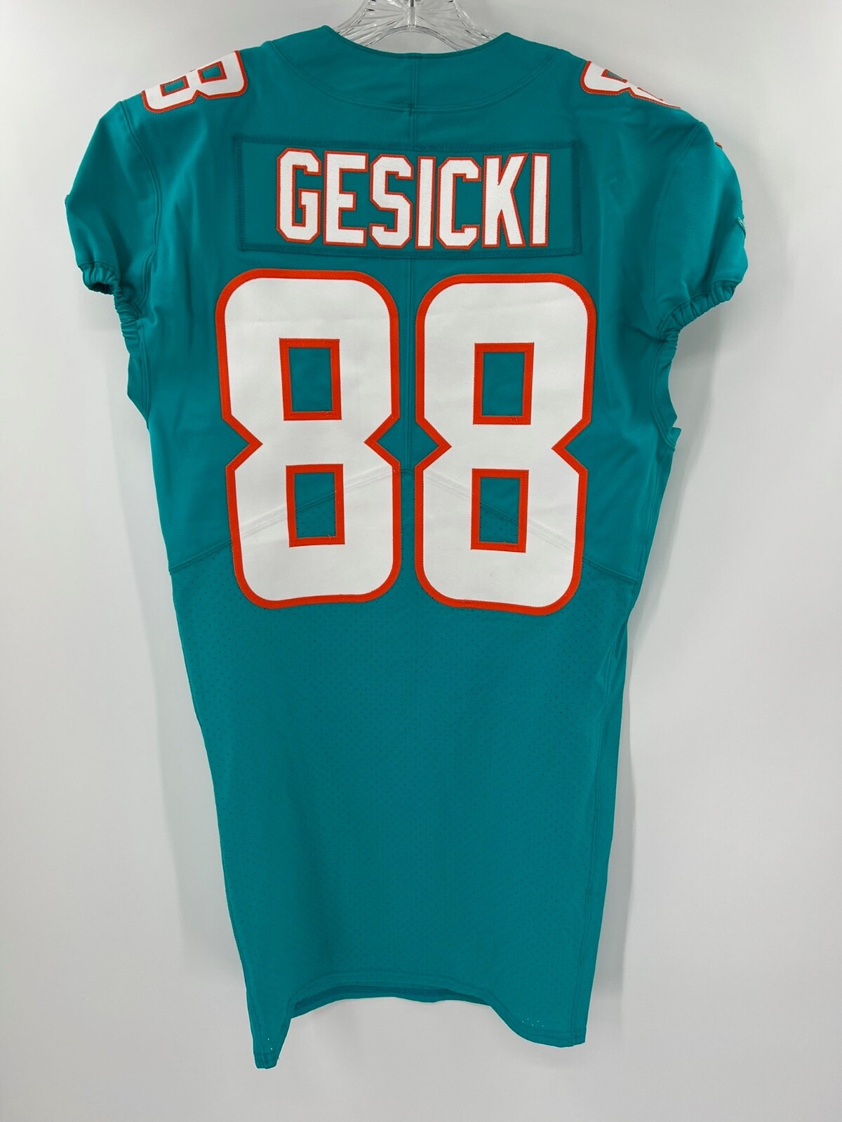 #88 MIKE GESICKI MIAMI DOLPHINS NIKE TEAM ISSUED JERSEY SZ-40 YEAR 2017