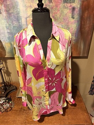 Zara NWT Women's Floral V-Neck Blouse (M)