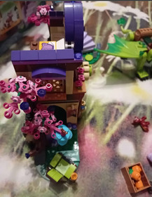 Lego Elves 41176 The Secret Market Place 100% Complete with Instructions no Box