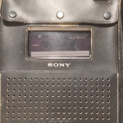 Sony Cassette-Corder Stereo TC-124 Solid State Portable w/ Speakers Microphone