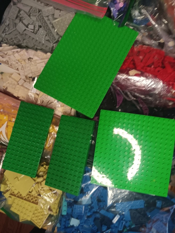 Lego Bulk 17lbs (pounds) Color Coded Assorted Technique Parts Bionicle Parts  - Image 2 of 4