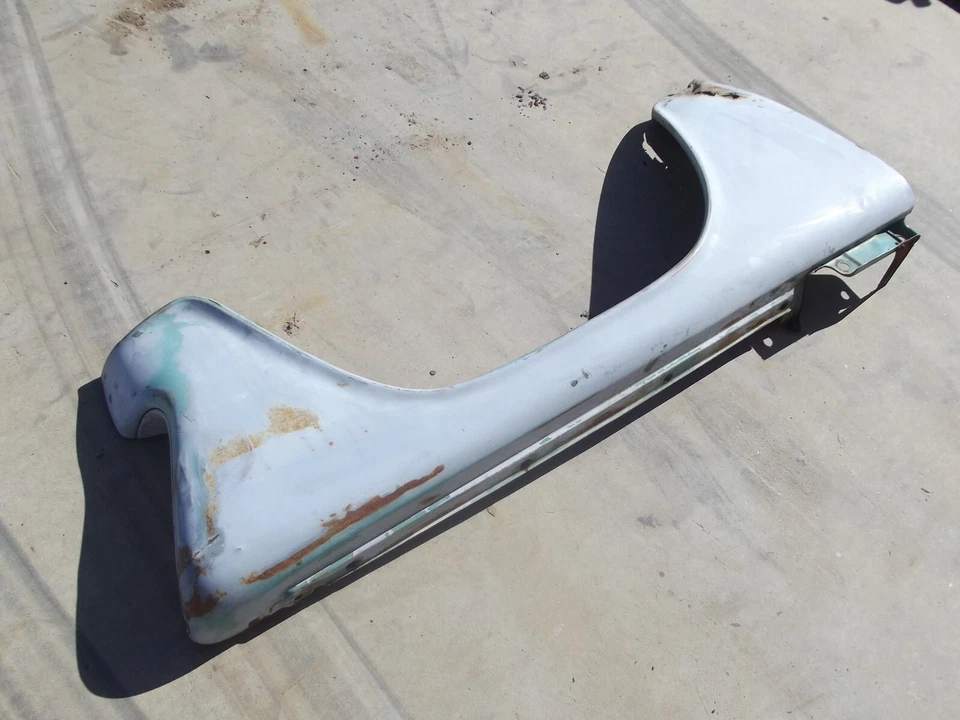 1960 - 1966 CHEVROLET TRUCK ORIGINAL FENDER 1961 1963 1964 c10 1965 chevy c20 - Image 3 of 4