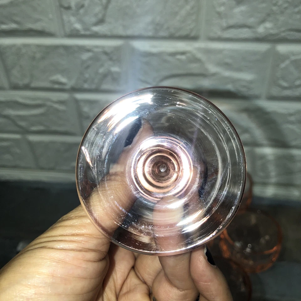 "Juego de 8 vasos de licor cordial de 4"" de vidrio rosa Depresión de colección" Foto 4 de 4