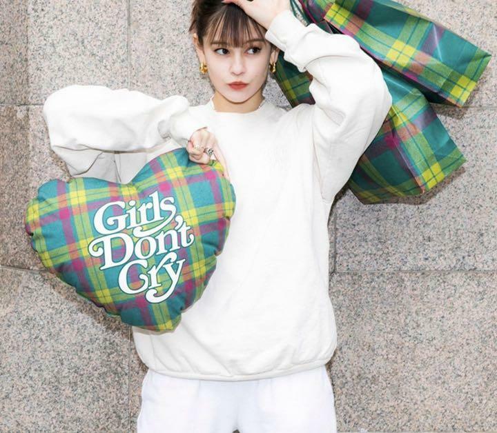 Girls Don't Cry GDC Angel Logo Pillow 【公式通販】
