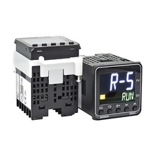 New & Genuine Omron E5CC-QX2ASM-880 Temperature Controller