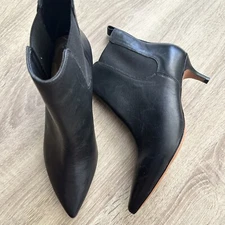 Schutz Black Leather Point Toe Kitten Heel Booties New Sz 7 SB-R