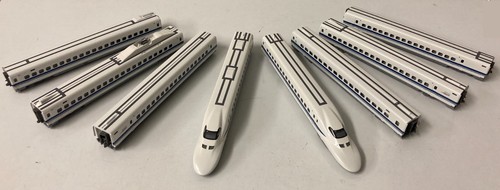 KATO #10-1645 JR-C Shinkansen Series 700 EMU (N scale 1/160 9mm) - Picture 2 of 6