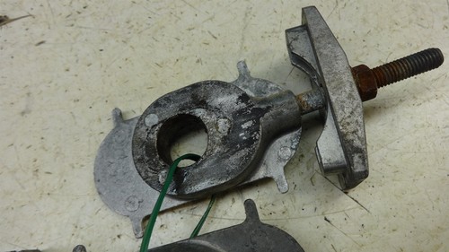 1985 Yamaha FJ1100 FJ 1100 Y515' rear wheel adjusters set pair - Picture 3 of 4