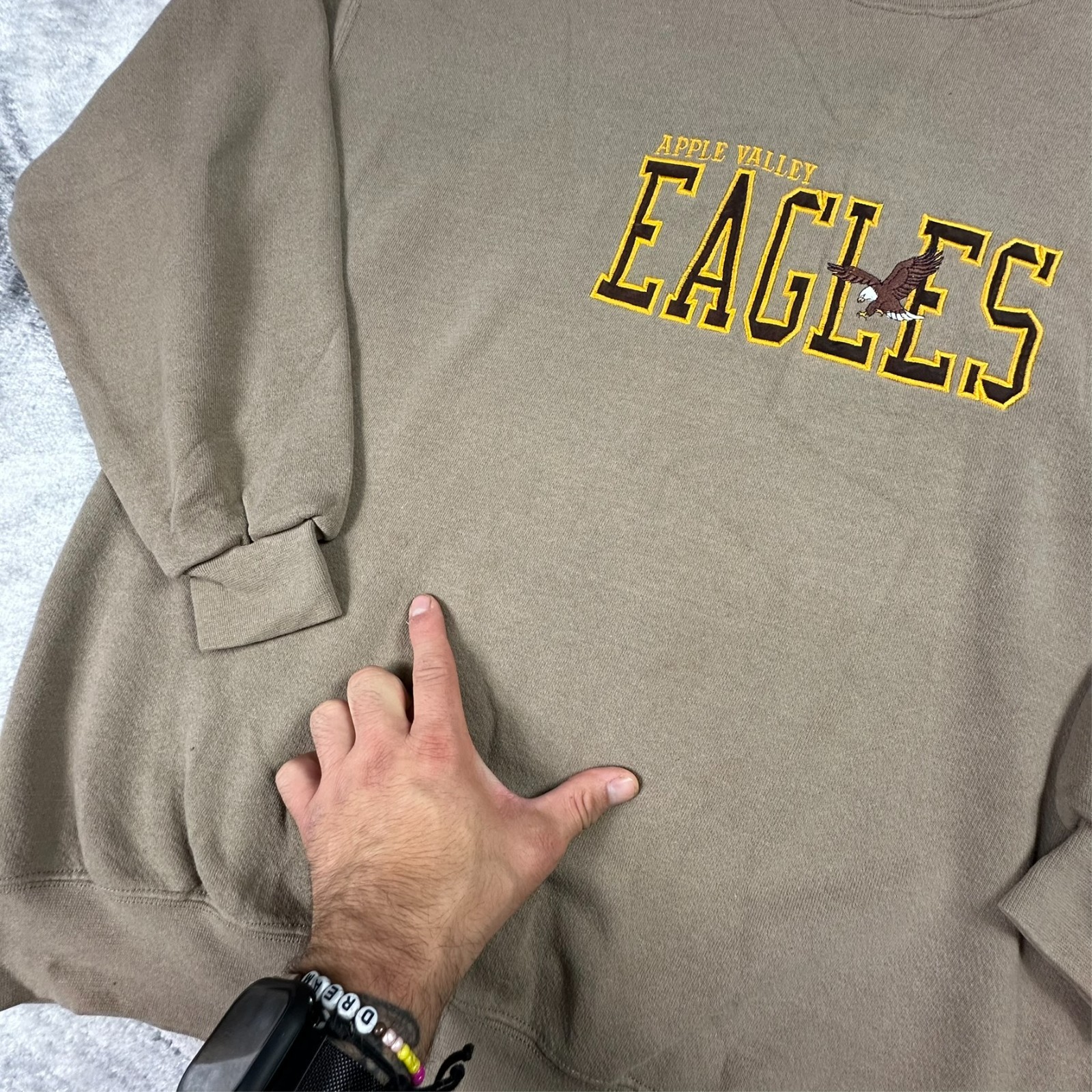 Vintage Lee Heavyweight Apple Valley Eagles Tan Embroidered Size 2XL Sweatshirt image 4