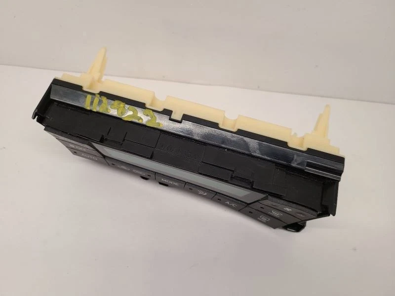 10-11 丰田 PRIUS 温度控制带 LED 车头灯 5590047030 — 第 4/4 张图片