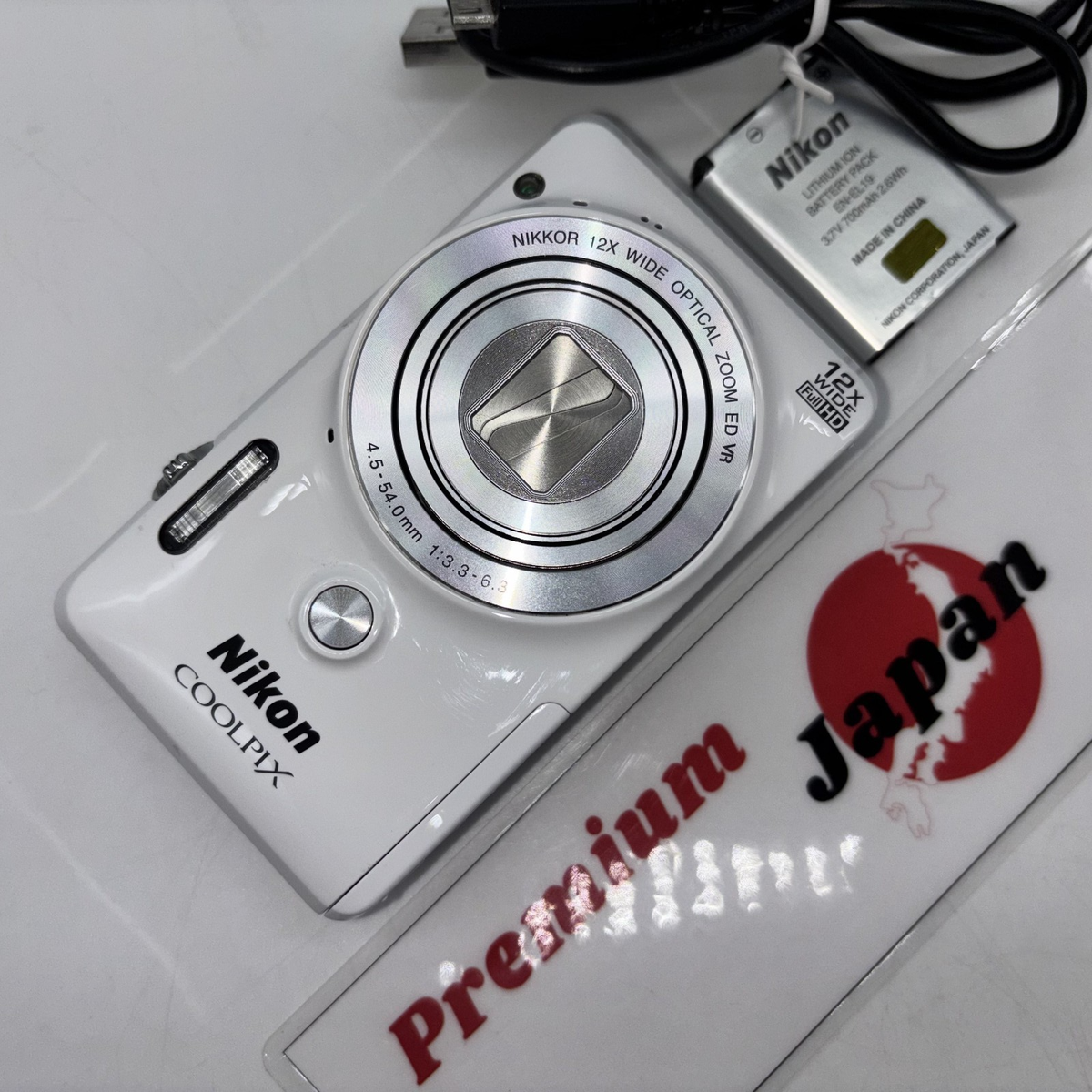 Nikon Coolpix S6900 16.0 MP Compact Digital Camera - White for